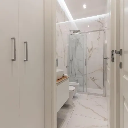 The Rent - Gorgeous One-bedroom In Ticinese * Milán