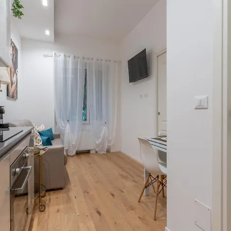 The Rent - Gorgeous One-bedroom In Ticinese Milán